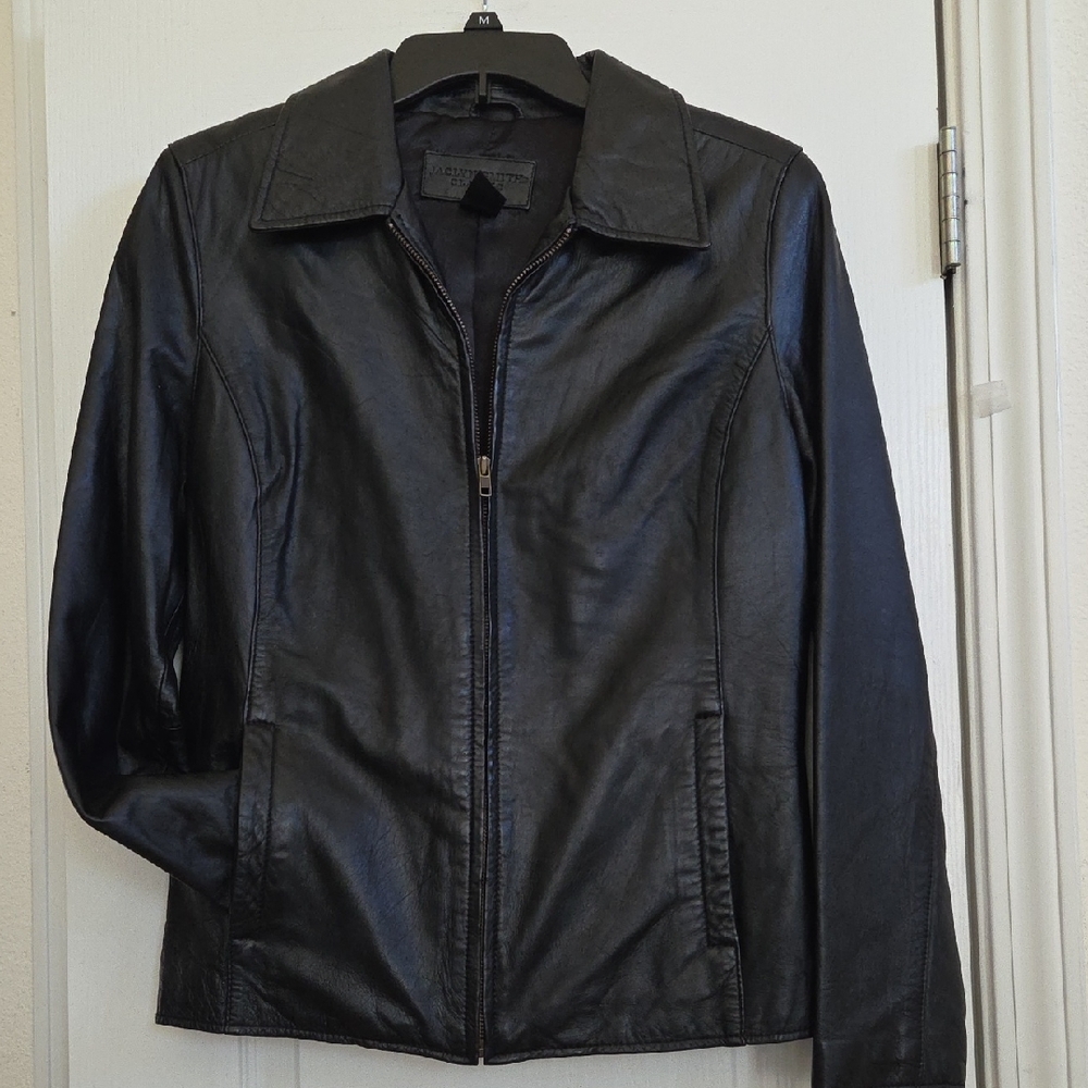 Jaclyn Smith Classic Black Leather Jacket!